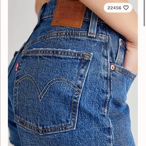 Women’s Levi’s Shorts (Dark denim)